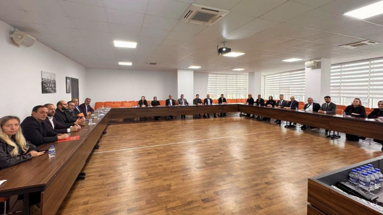 Trabzon’da sosyal hizmetler masaya yatırıldı! Müdürler bir araya geldi